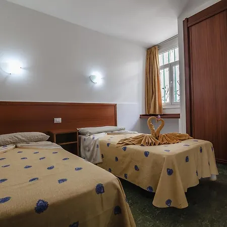 Heliomar Palmeras Apartamento *