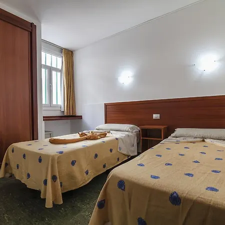 Heliomar Palmeras Apartamento *